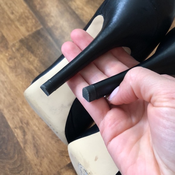 Michael Kors Hamilton Peep Pump Black Leather - Picture 10 of 10